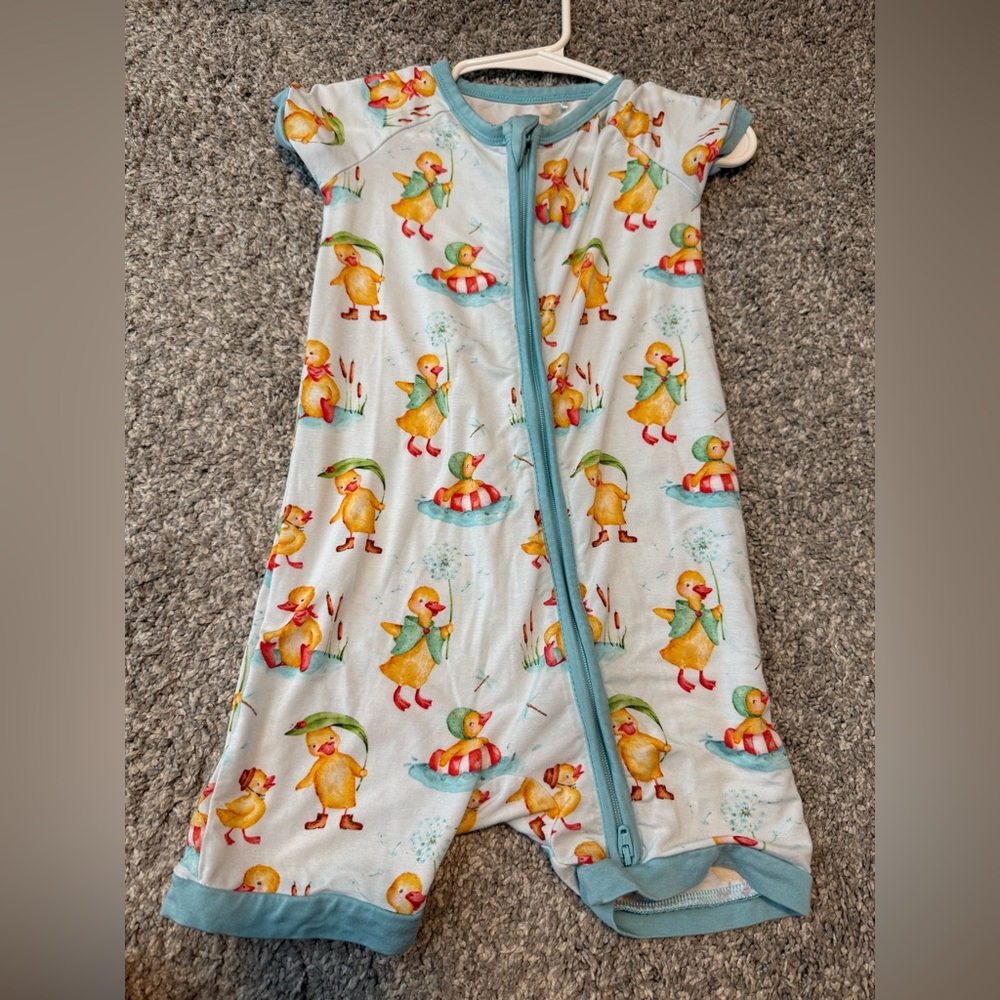 Charming Duck Print Kids Pajama Set - Light Blue